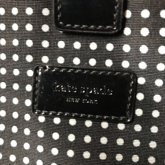 Kate Spade Tote Bag
Color - Black
Size - Measurements in the photos
• - Picture 5 of 14